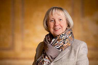 Porträt von Dr. Doris Fischer