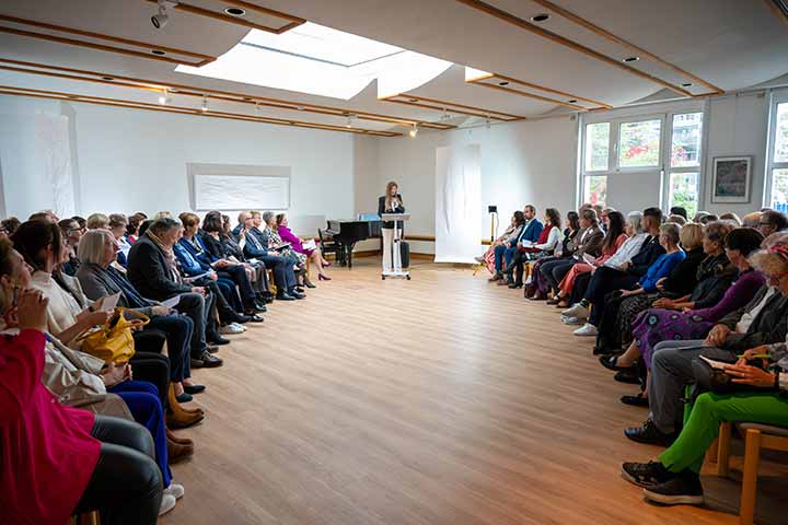 Impression von der Verleihung des SI-Kunstpreises im Kunstverein Coburg (Bild 6)