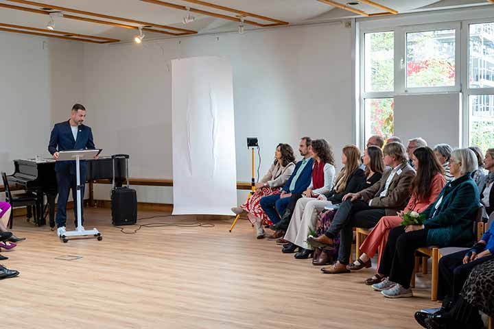Impression von der Verleihung des SI-Kunstpreises im Kunstverein Coburg (Bild 12)