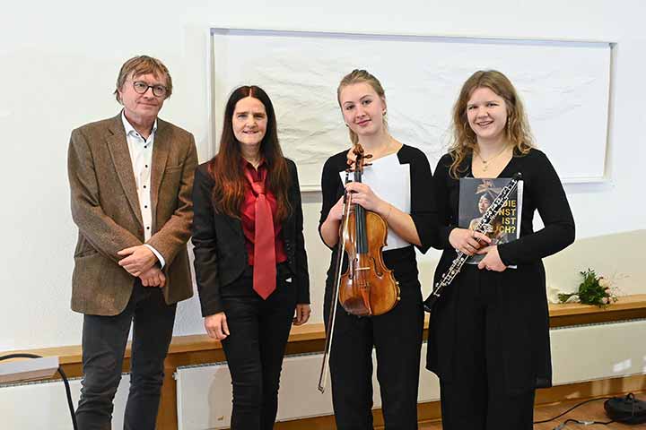 Impression aus der Jahresausstellung 2025 im Kunstverein Coburg (Bild 8)