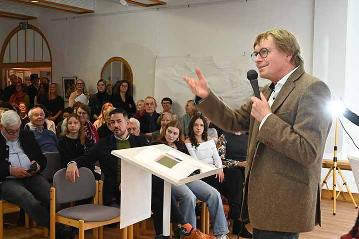 Impression aus der Jahresausstellung 2025 im Kunstverein Coburg (Bild 11)