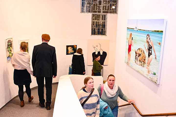 Impression aus der Jahresausstellung 2025 im Kunstverein Coburg (Bild 16)