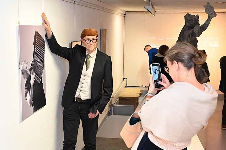 Impression aus der Jahresausstellung 2025 im Kunstverein Coburg (Bild 18)