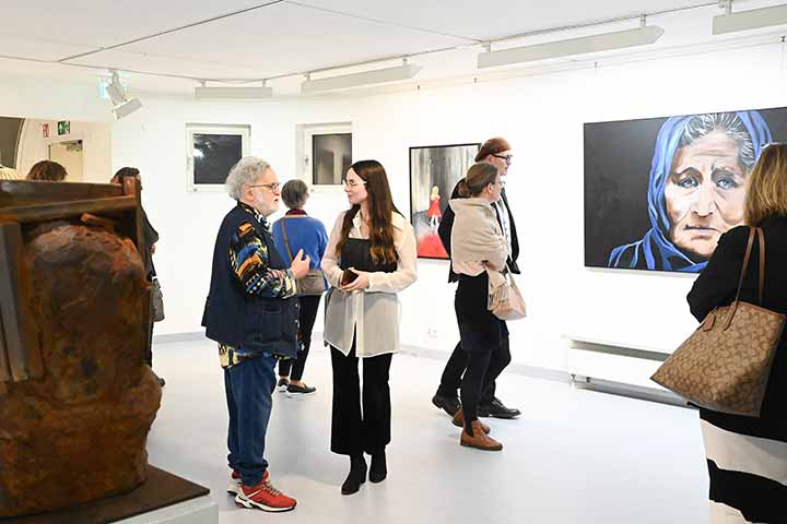 Impression aus der Jahresausstellung 2025 im Kunstverein Coburg (Bild 19)