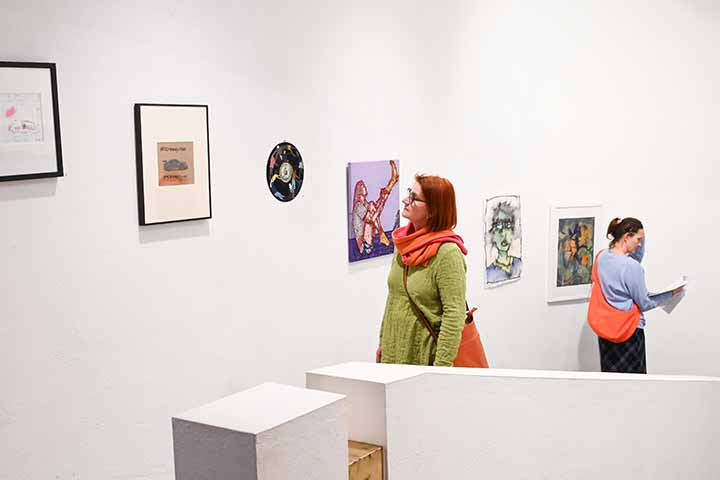 Impression aus der Jahresausstellung 2025 im Kunstverein Coburg (Bild 20)