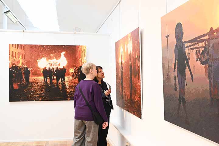 Impression der Vernissage der Ausstellung Römer + Römer im Kunstverein Coburg (Bild 2)