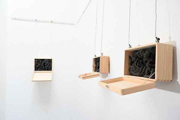 Impression aus der Ausstellung Nebensonnen im Kunstverein Coburg (Bild 1)