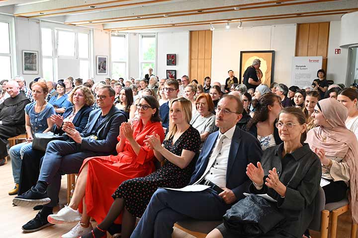 Impression aus der Ausstellung der Sommerakademie im Kunstverein Coburg (Bild 2)